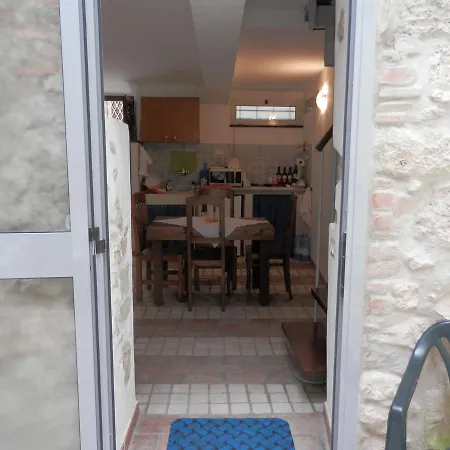 Oda ve Kahvaltı Cali 3*