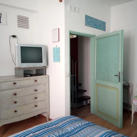 Cali Oda ve Kahvaltı 3*